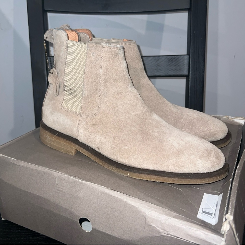H&M Limited Tan suede Chelsea boots - Picture 2 of 5